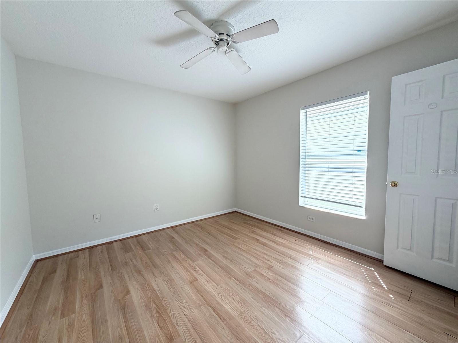 1717 W NASSAU ST #A — photo 15
