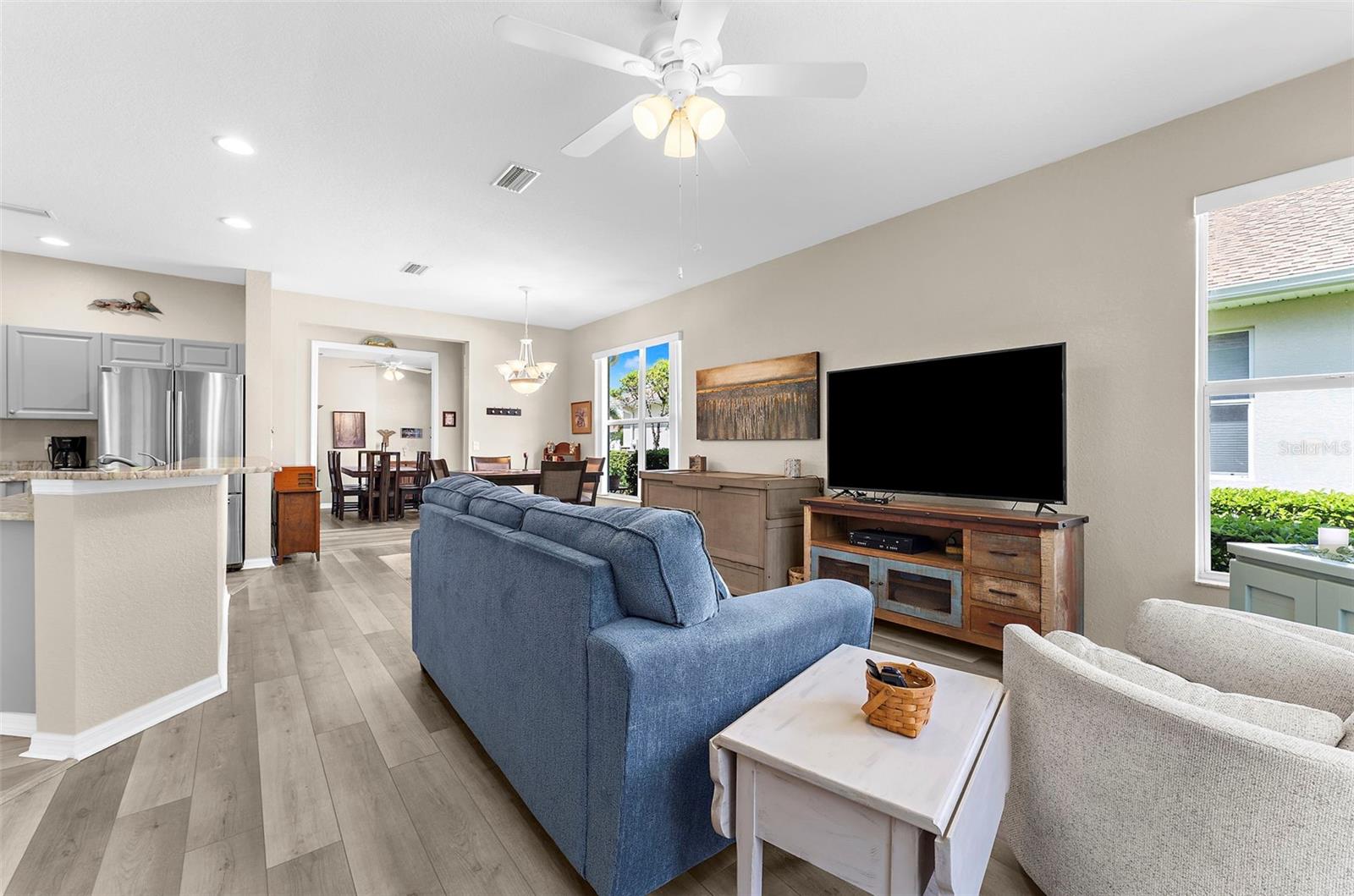1935 SCARLETT AVE — photo 11