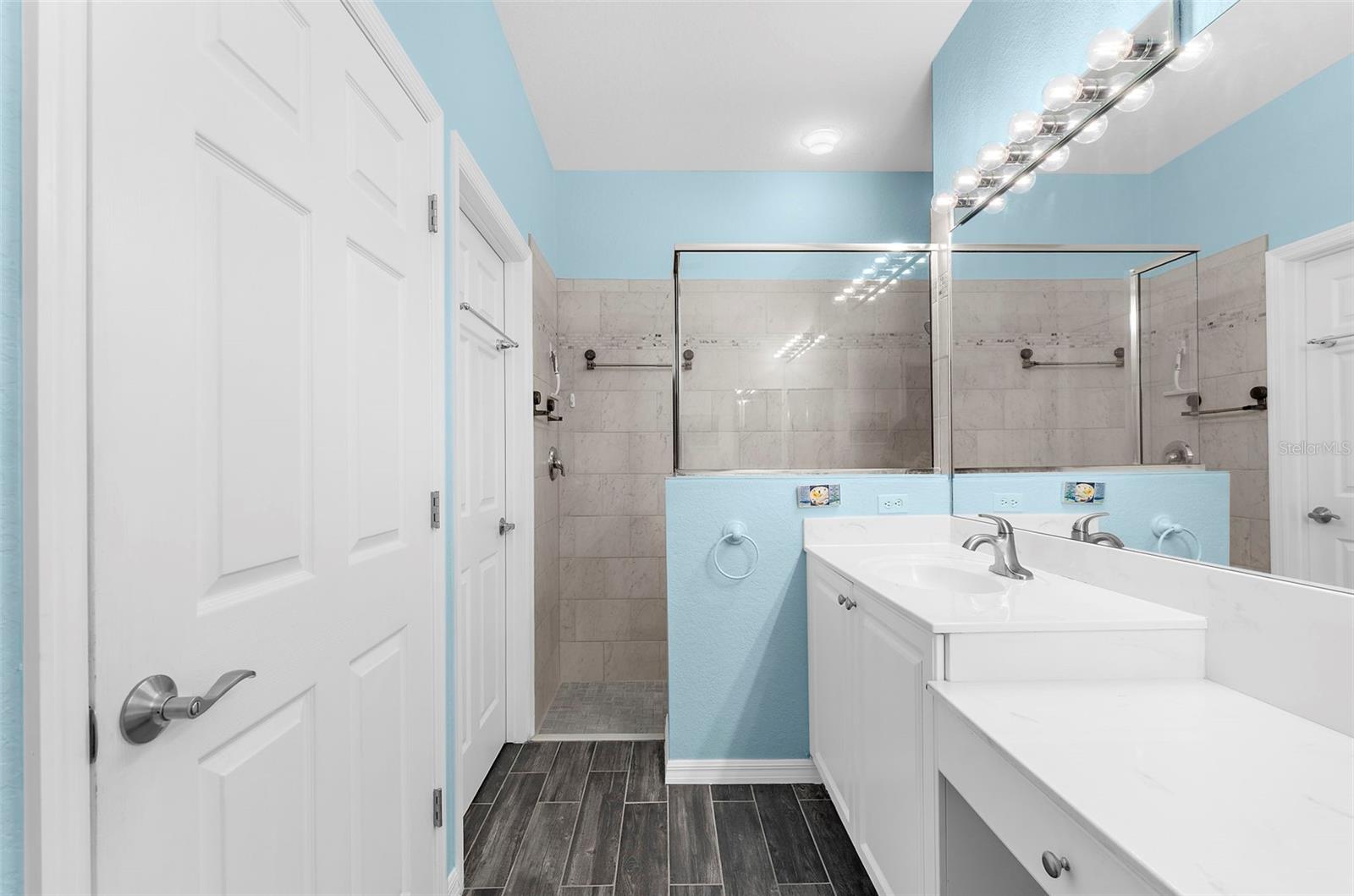 1935 SCARLETT AVE — photo 24
