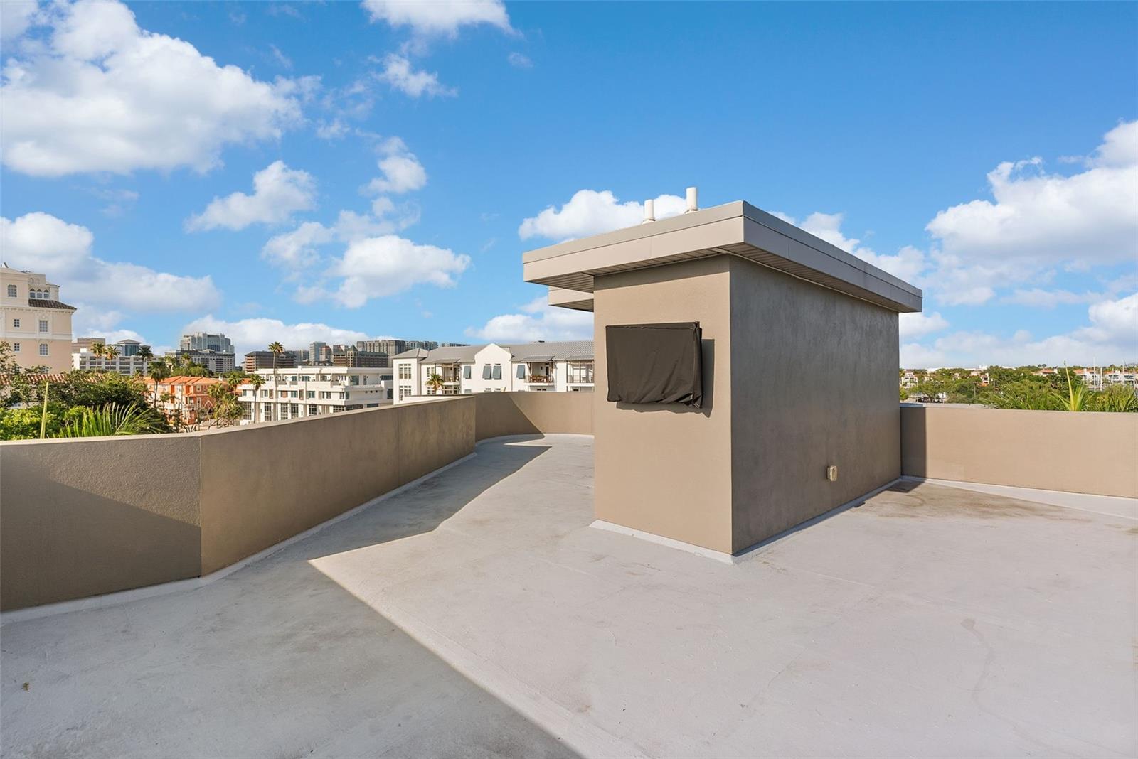 92 W DAVIS BLVD — photo 38