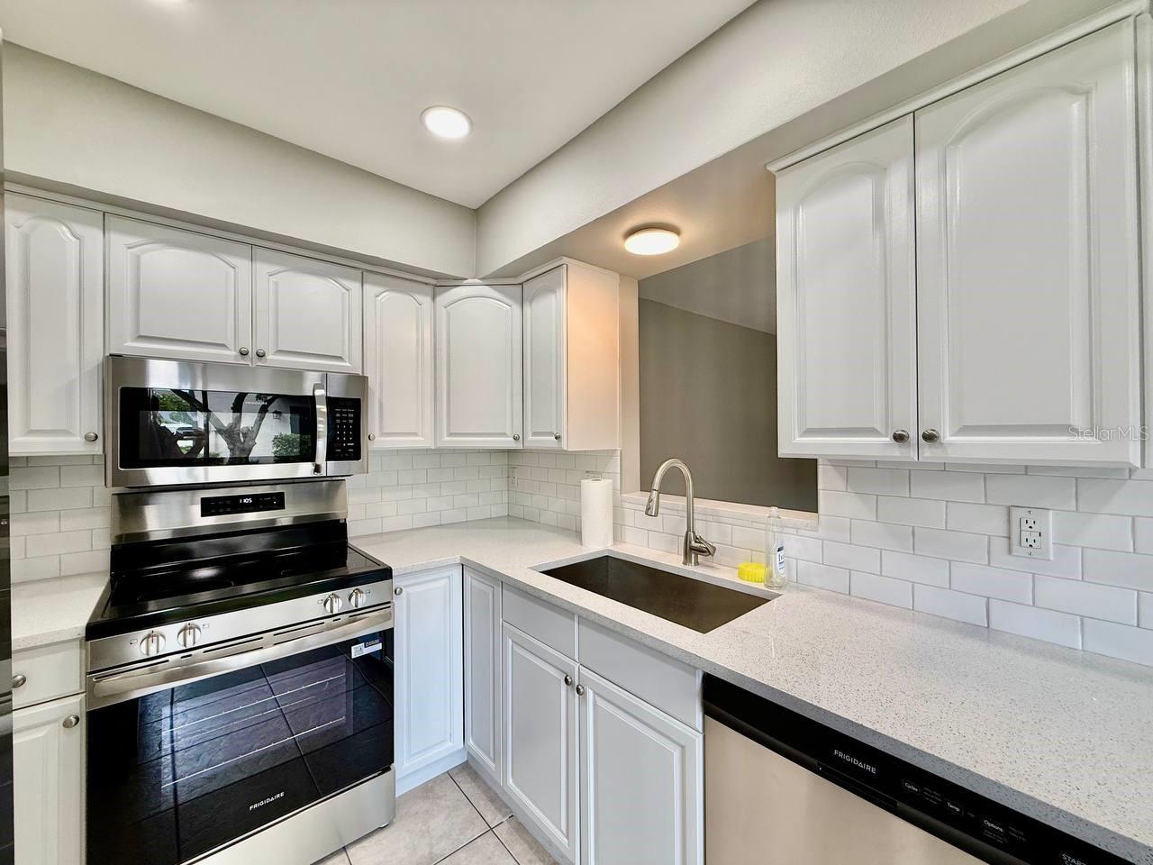 16596 BRIGADOON DR — photo 13