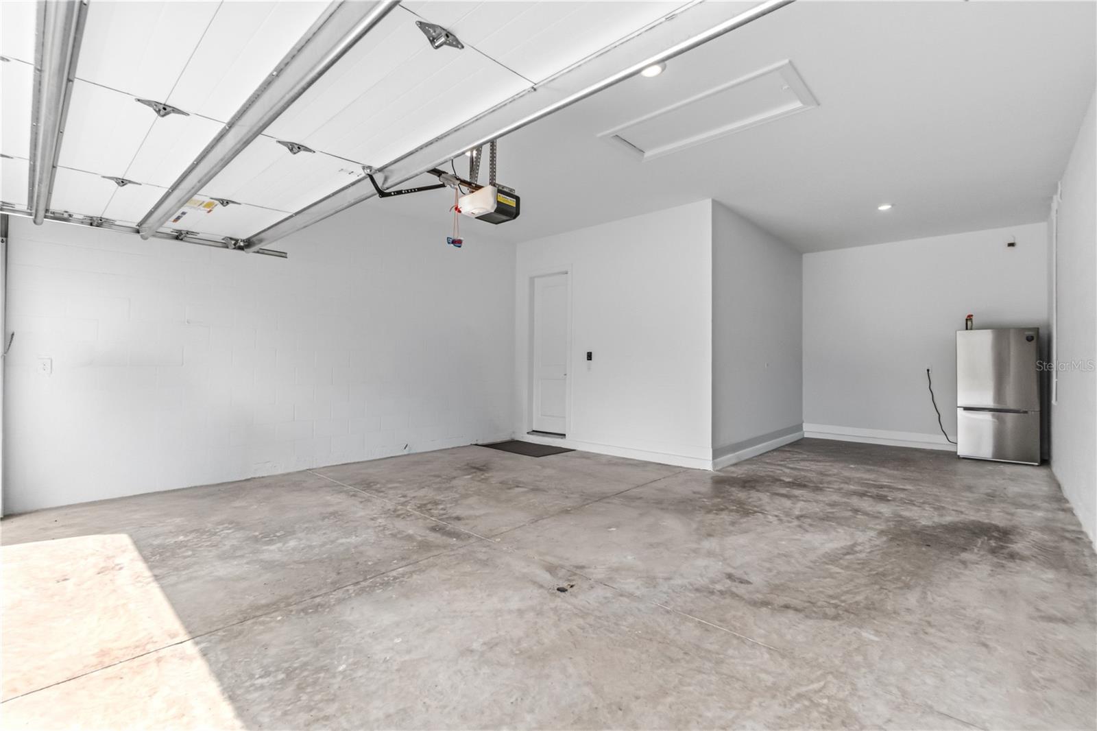 10394 MORNING MIST LN — photo 28