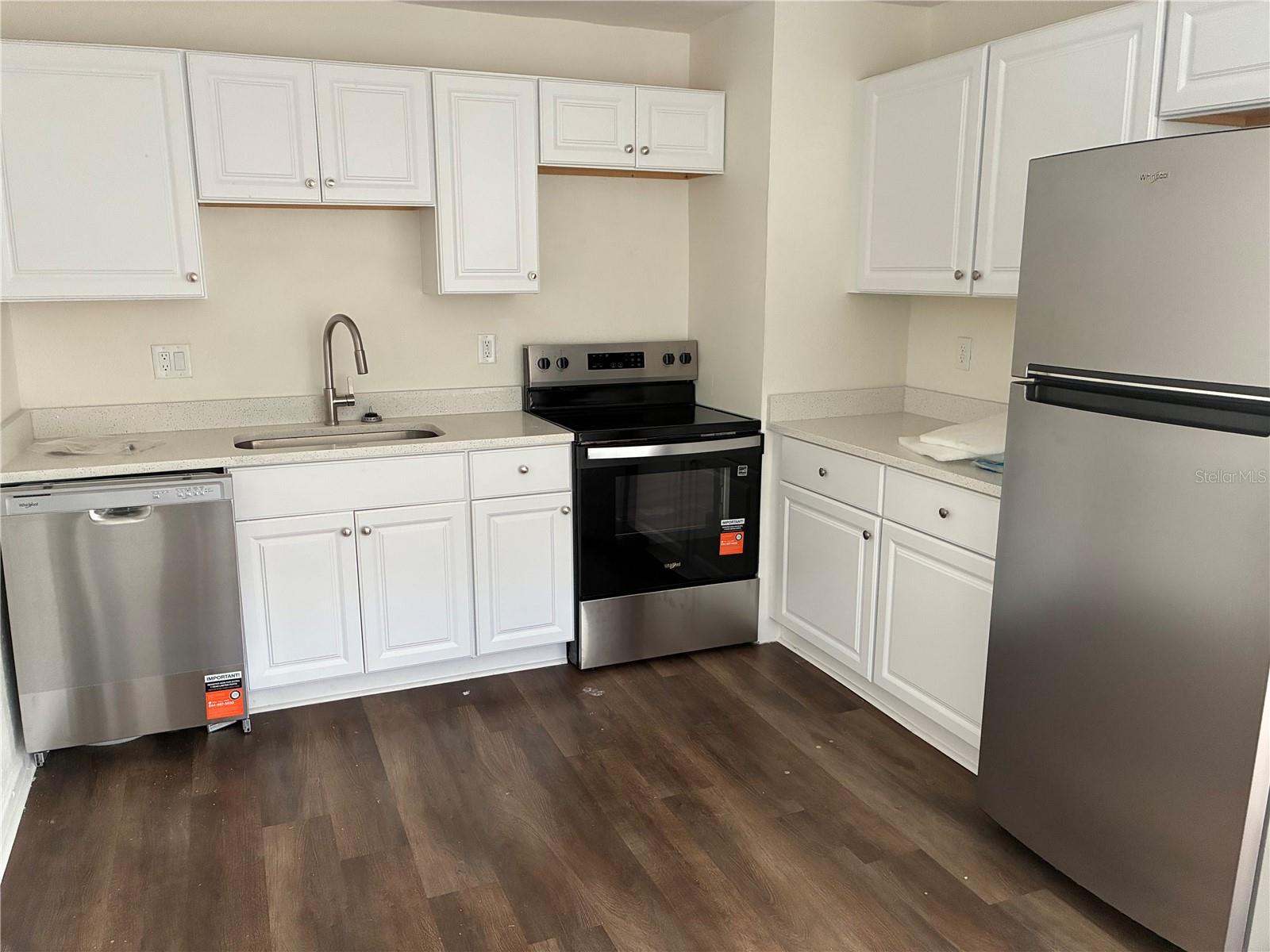 1745 FREEMAN ST S — photo 13