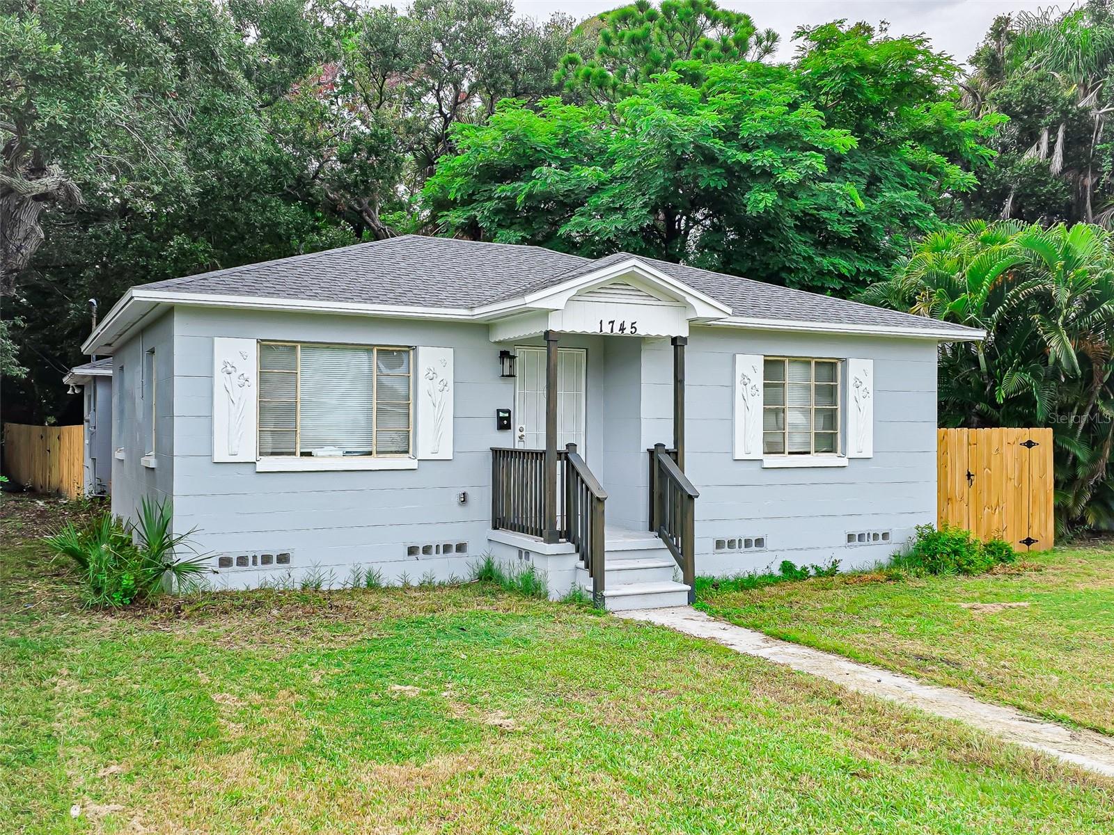 1745 FREEMAN ST S — photo 3