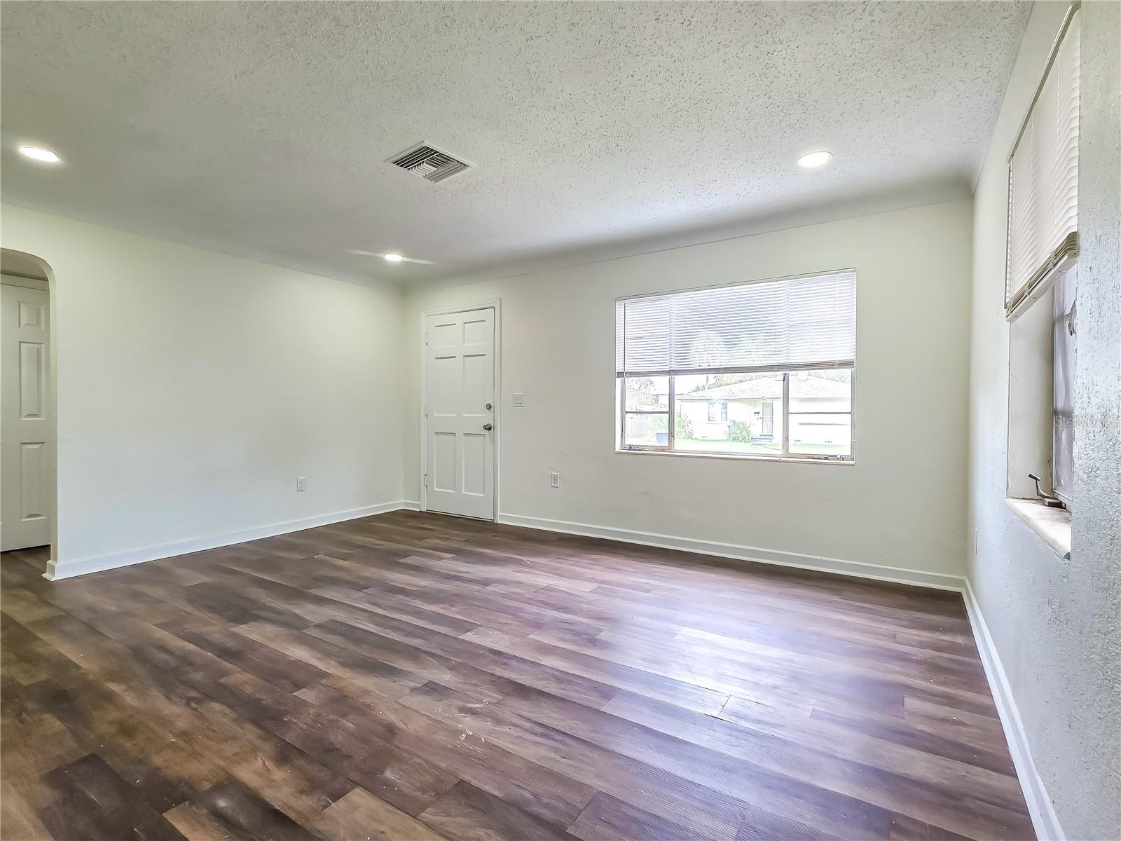 1745 FREEMAN ST S — photo 6