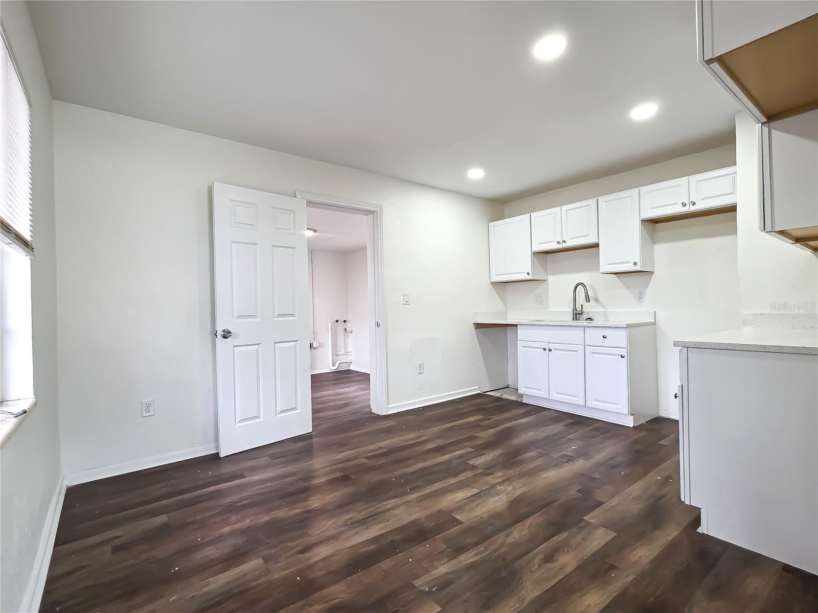1745 FREEMAN ST S — photo 14