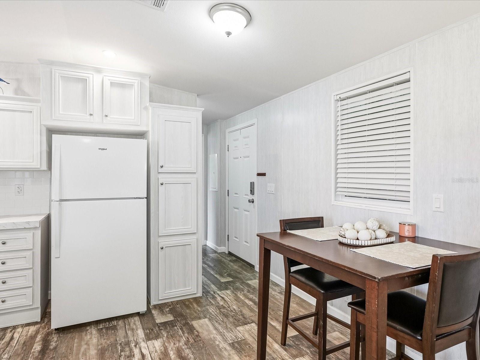 6826 ALANI CT — photo 8