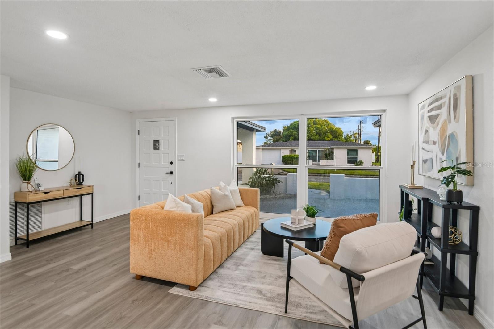 3400 SUPREME DR — photo 9