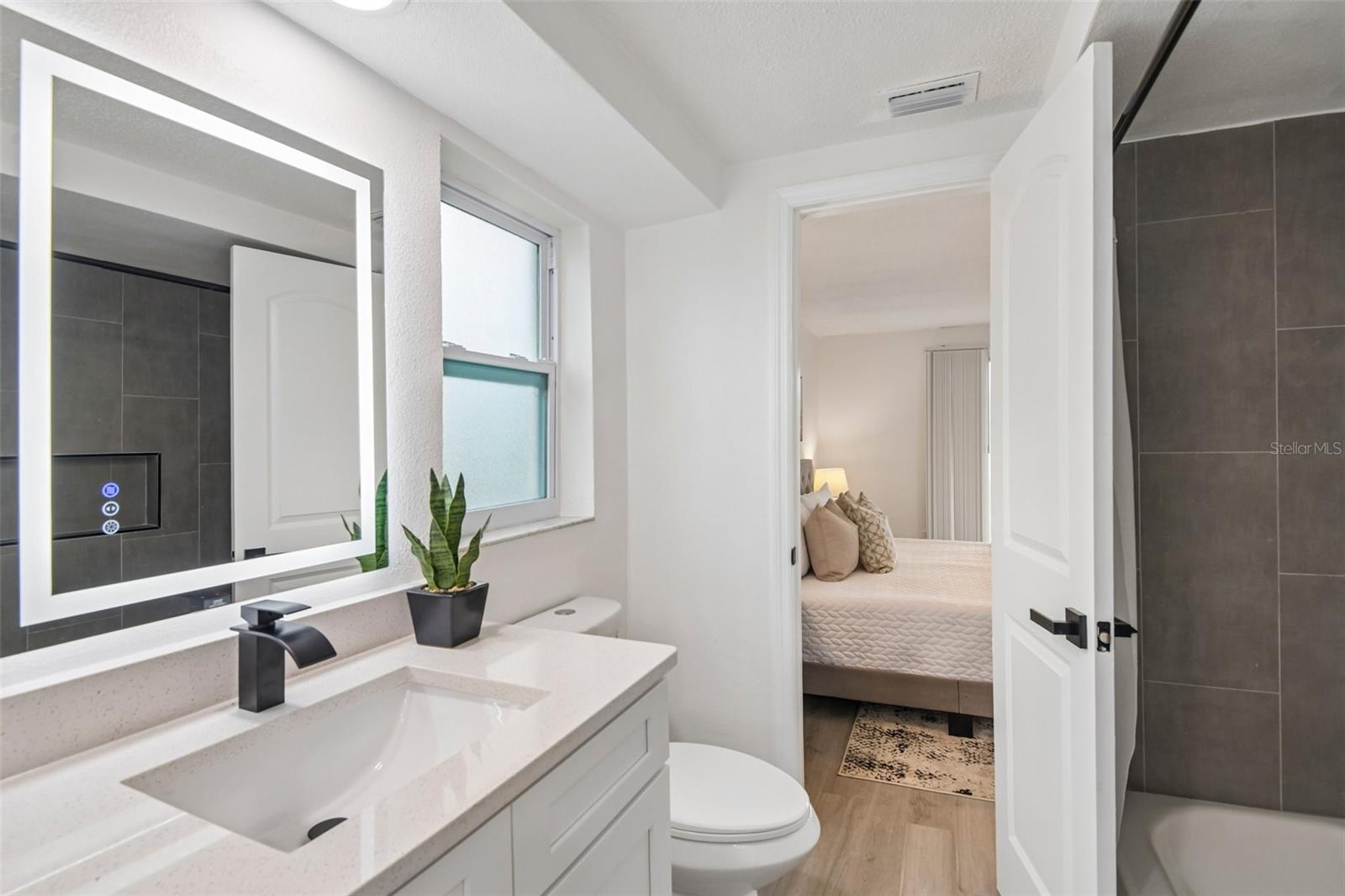 3400 SUPREME DR — photo 26