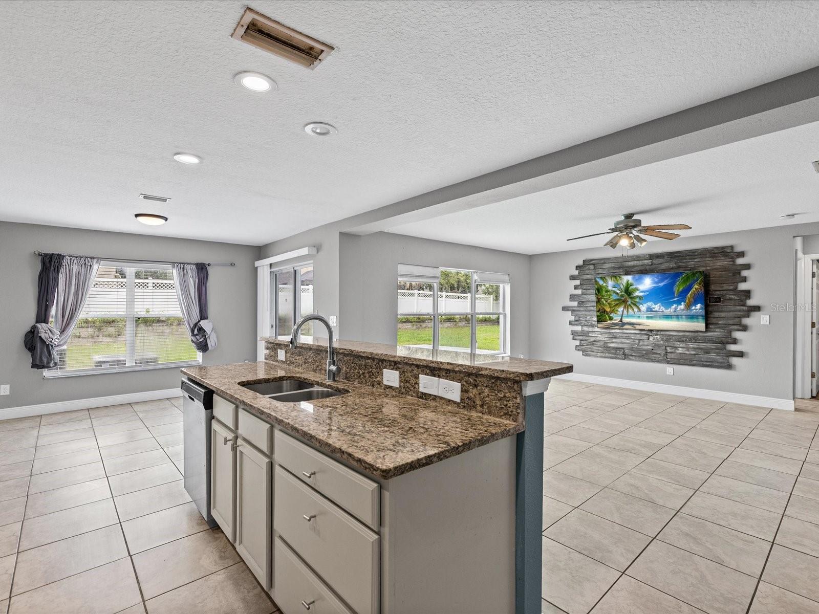 7335 BRIDGEVIEW DR — photo 19