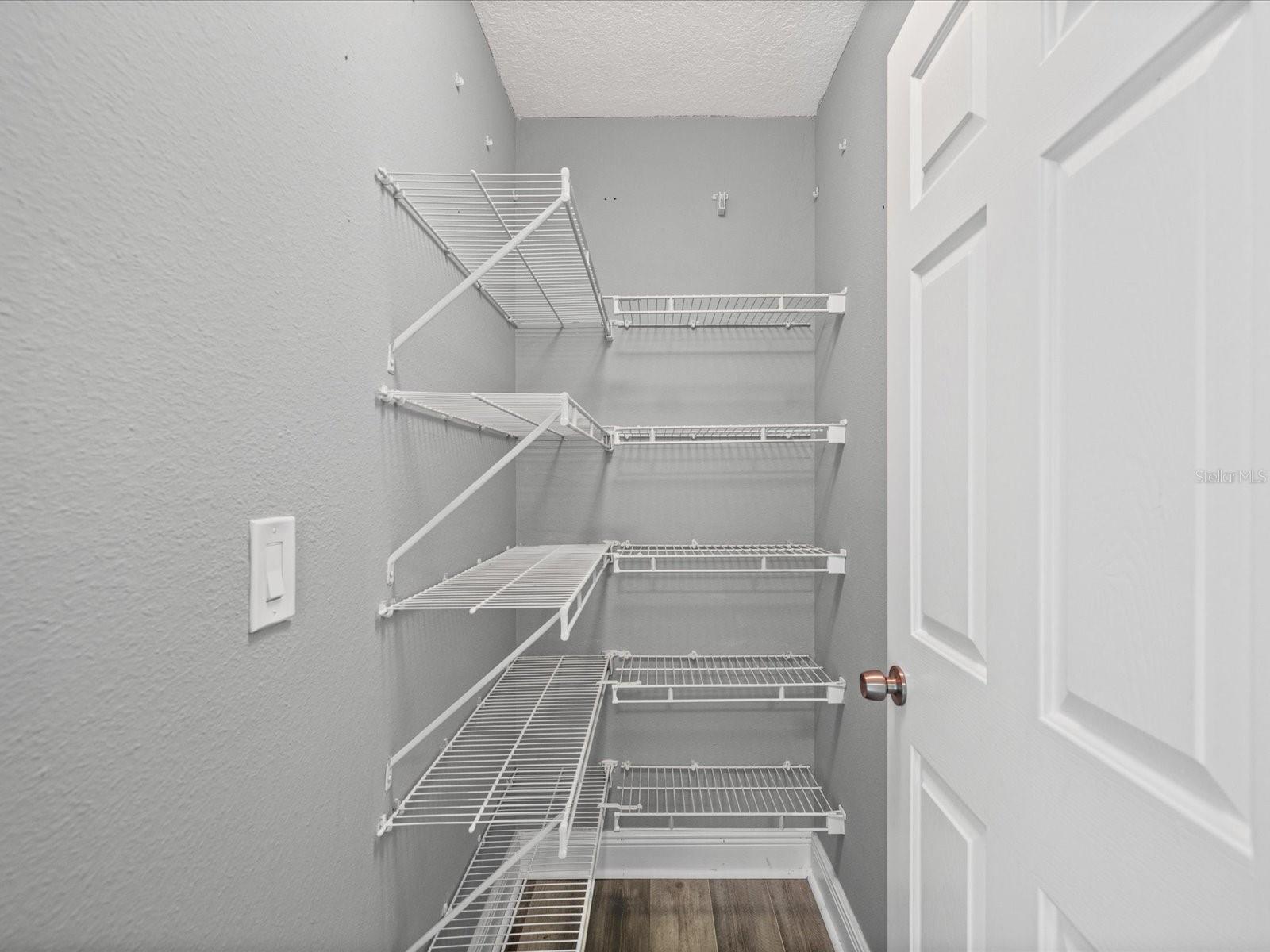 7335 BRIDGEVIEW DR — photo 42