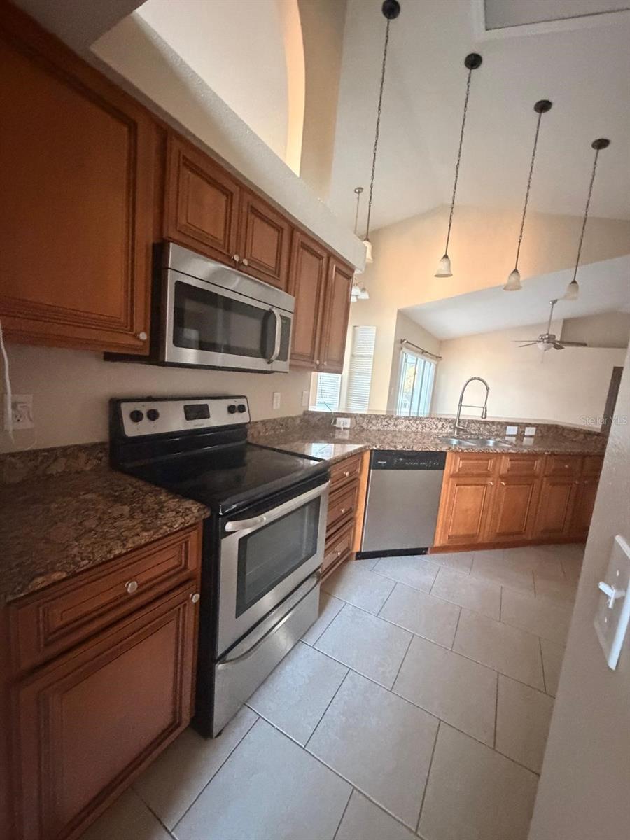 18138 SWEET JASMINE DR — photo 29