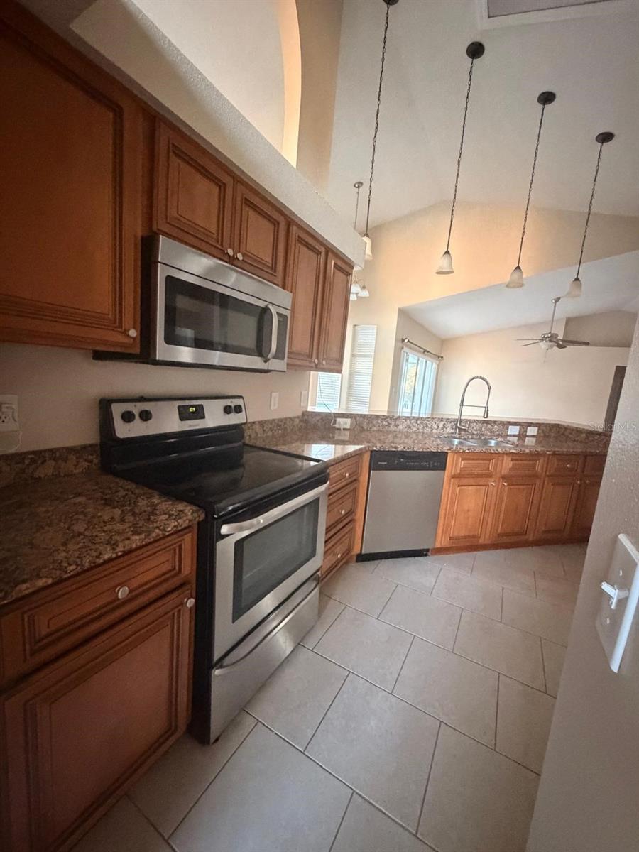 18138 SWEET JASMINE DR — photo 28