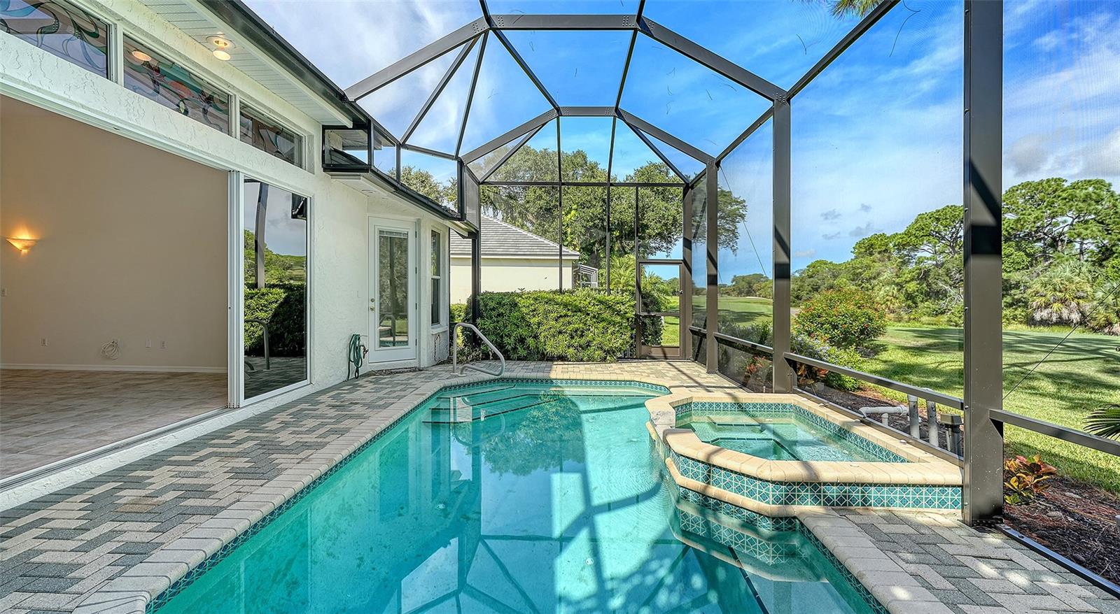 342 MELROSE CT — photo 37