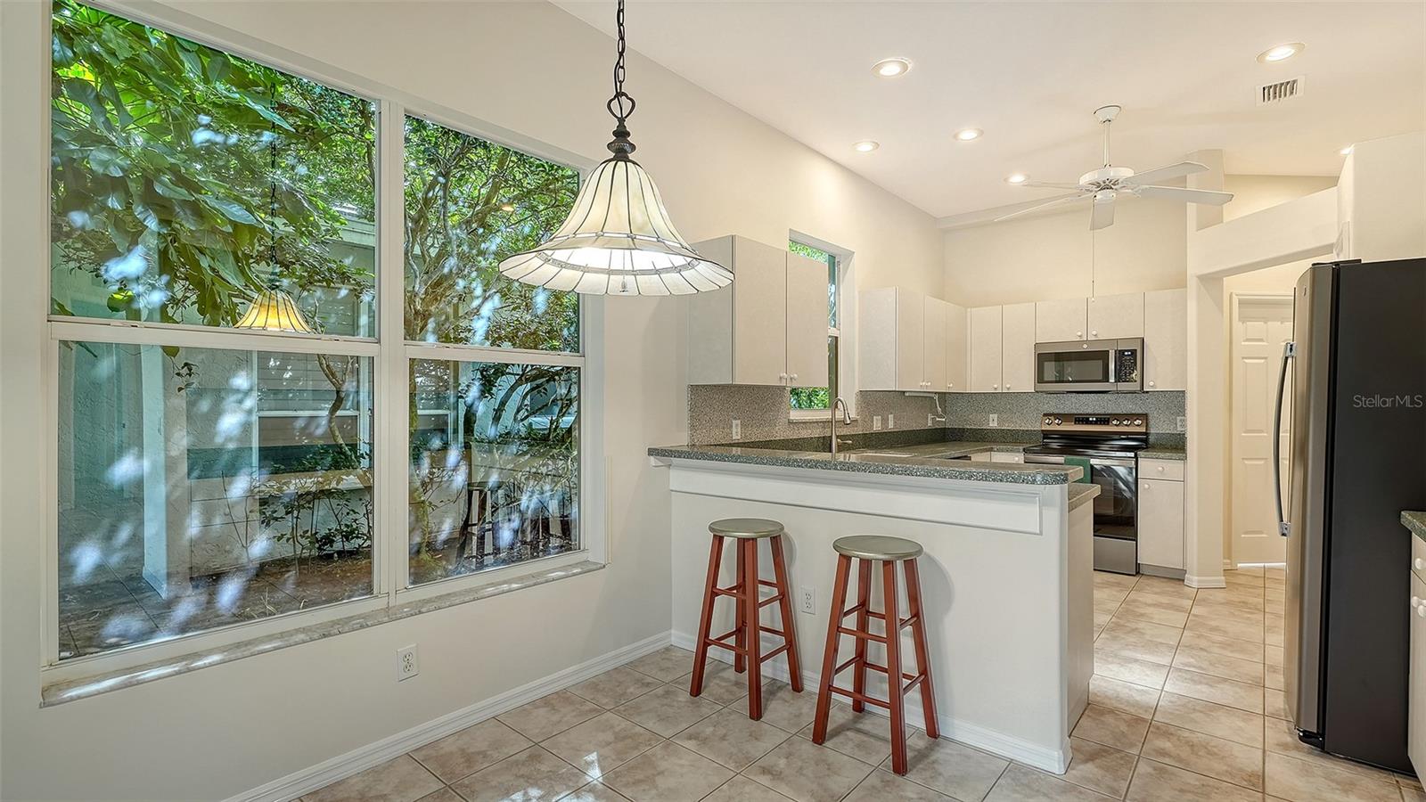342 MELROSE CT — photo 16