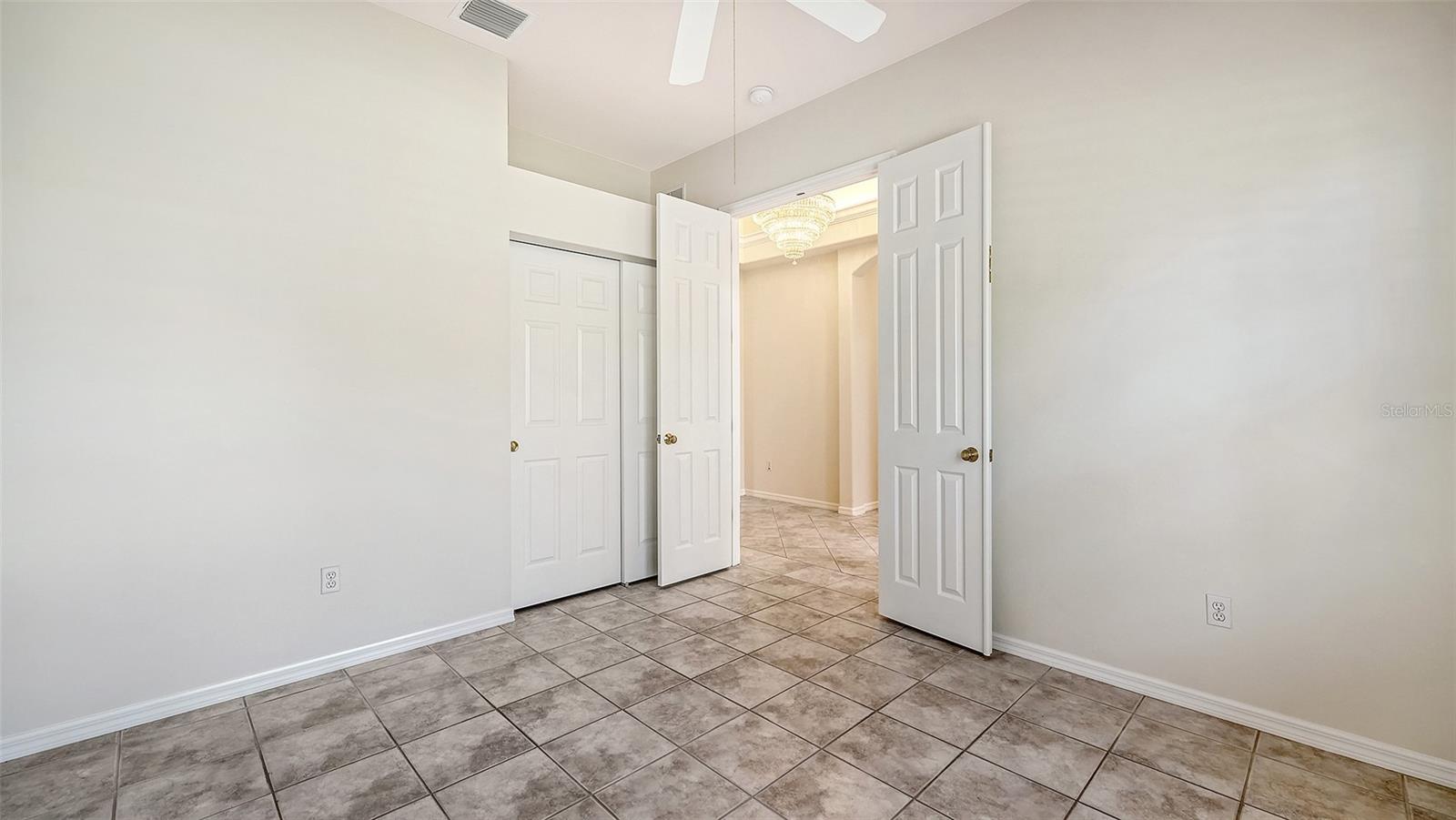 342 MELROSE CT — photo 31