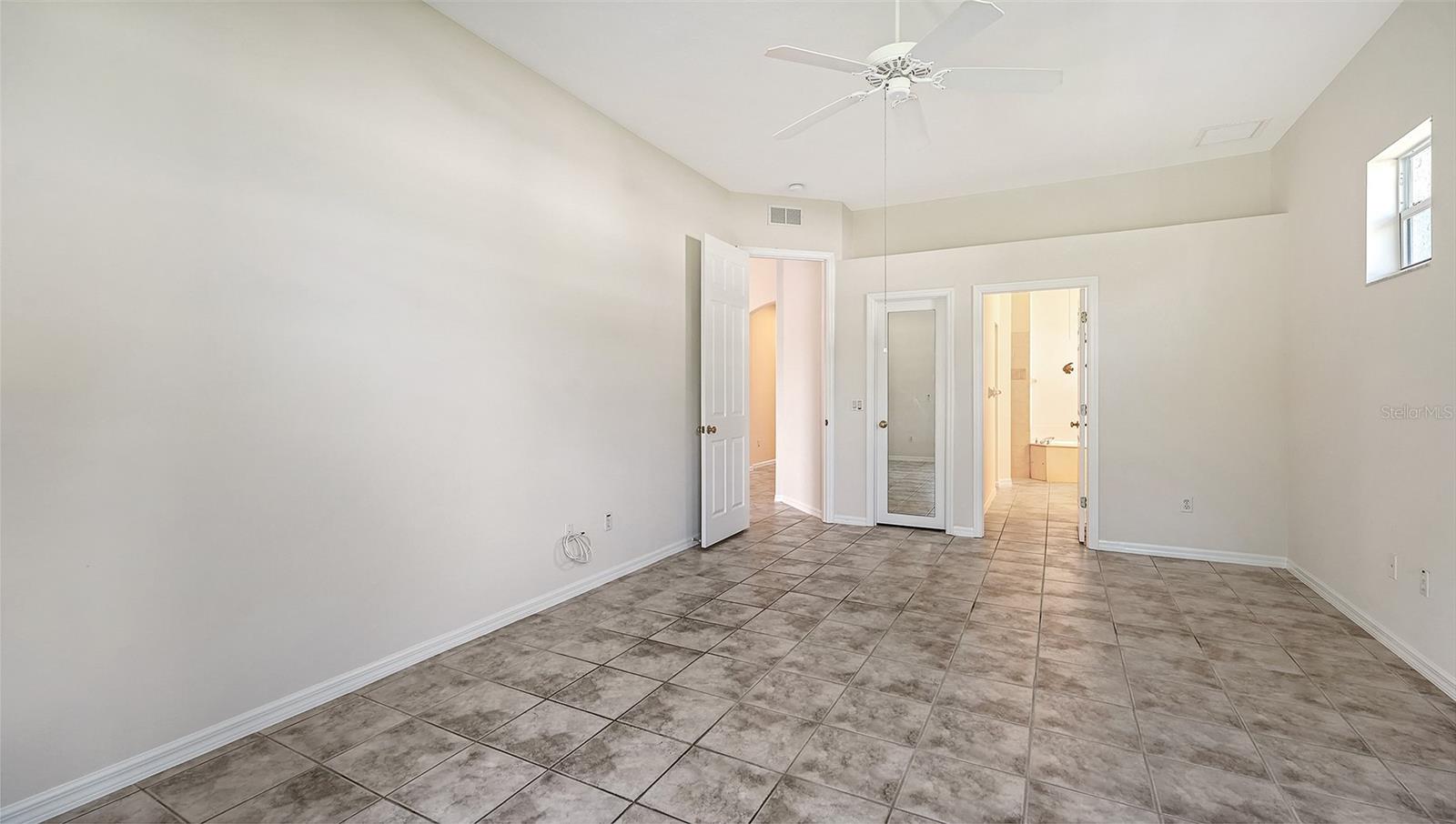 342 MELROSE CT — photo 23