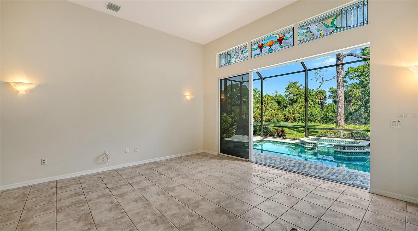 342 MELROSE CT — photo 12