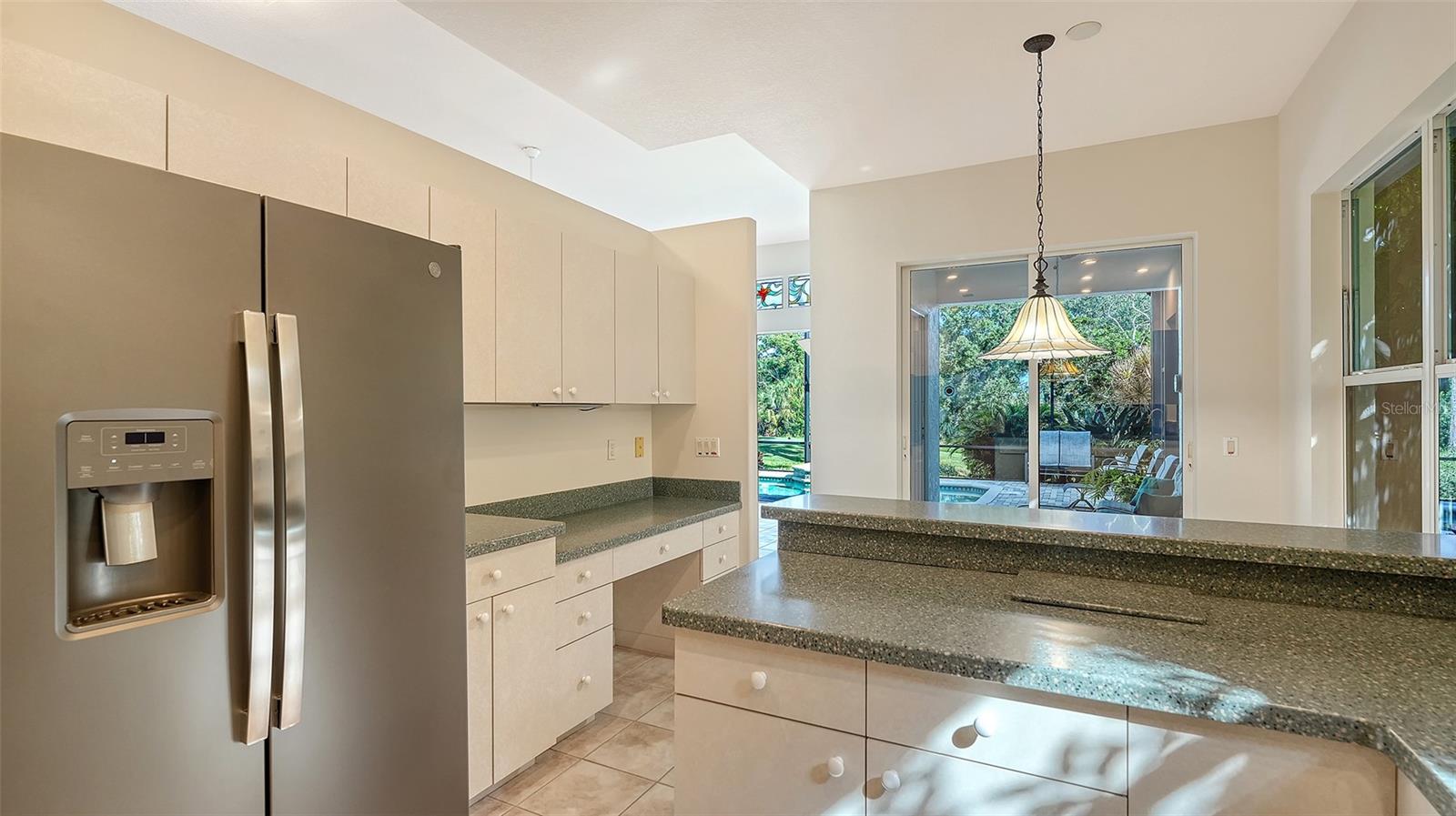 342 MELROSE CT — photo 18