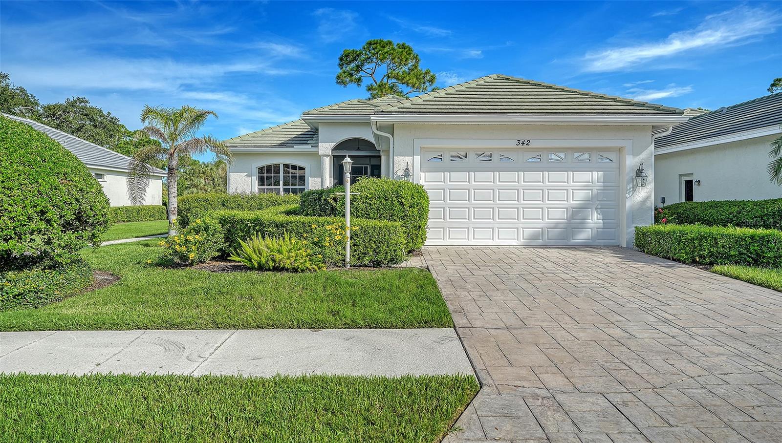 342 MELROSE CT — photo 3