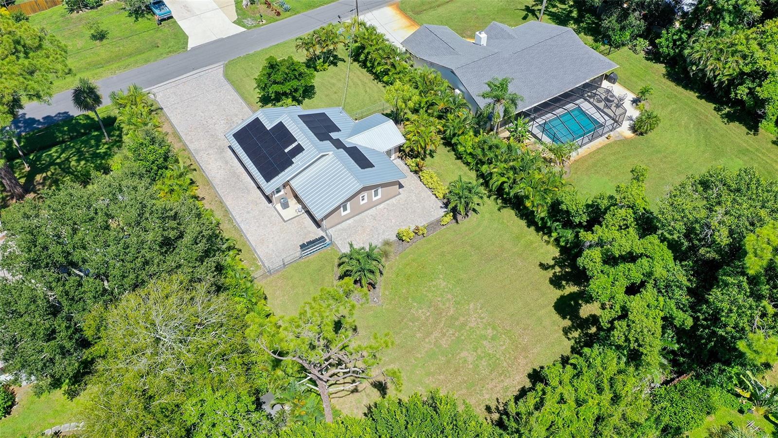 305 HILLS RD — photo 38