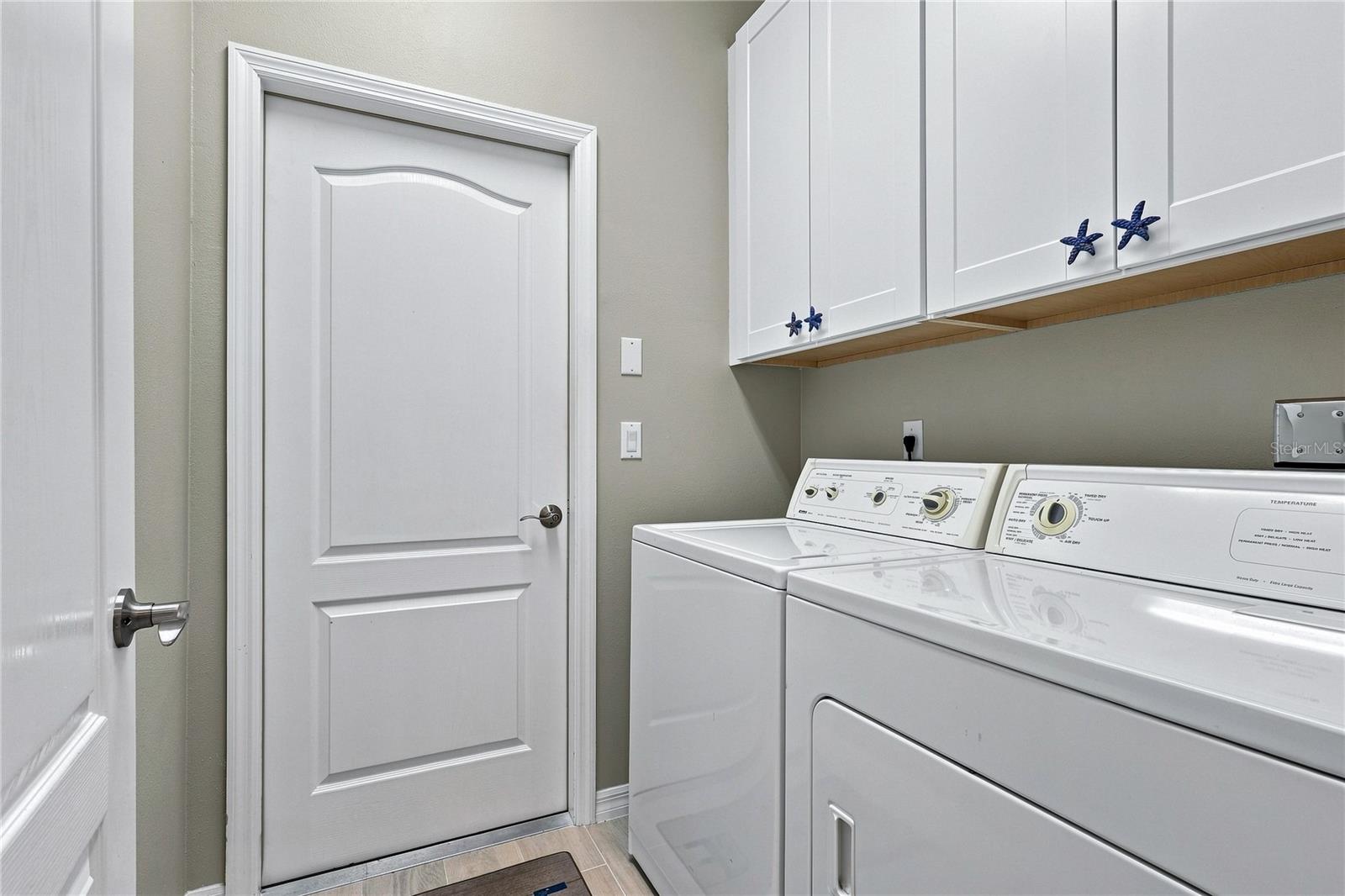 4350 WHISPERING OAKS DR — photo 27