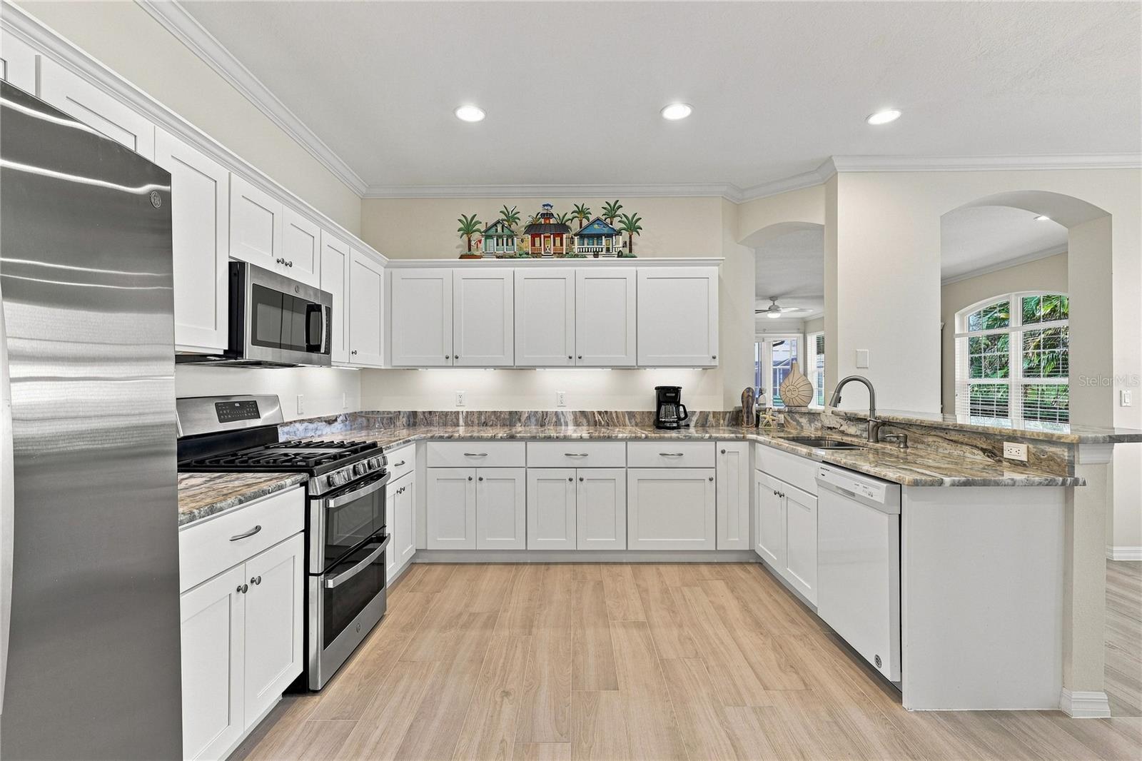 4350 WHISPERING OAKS DR — photo 20