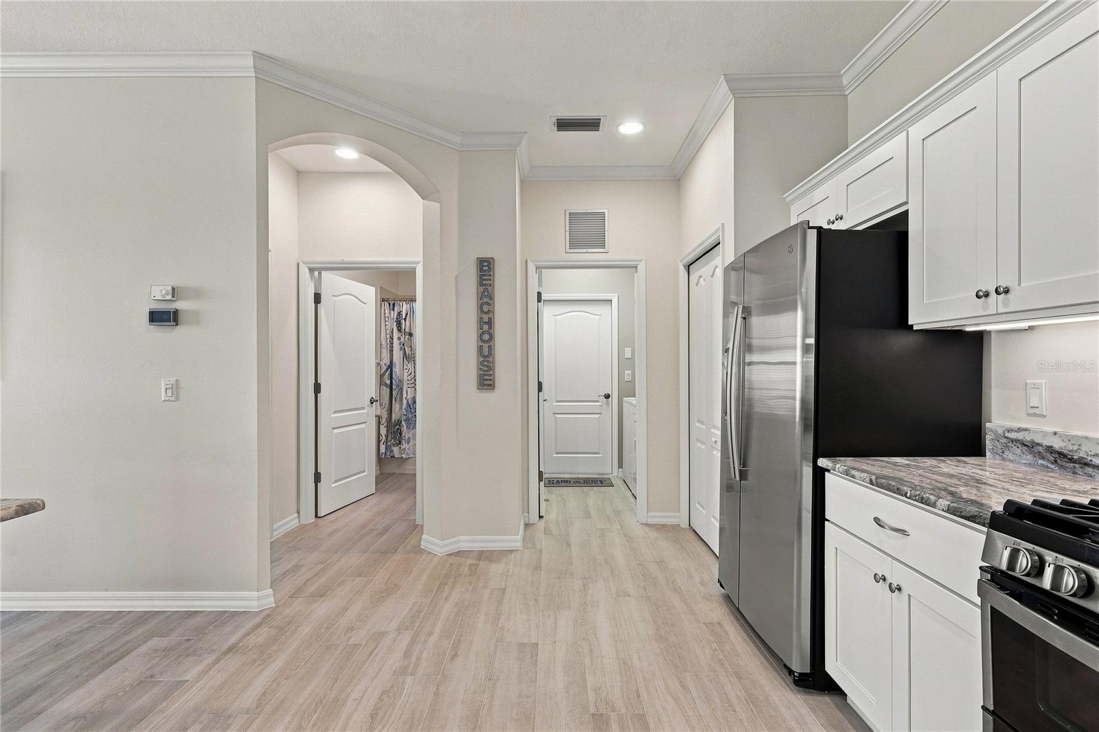 4350 WHISPERING OAKS DR — photo 23