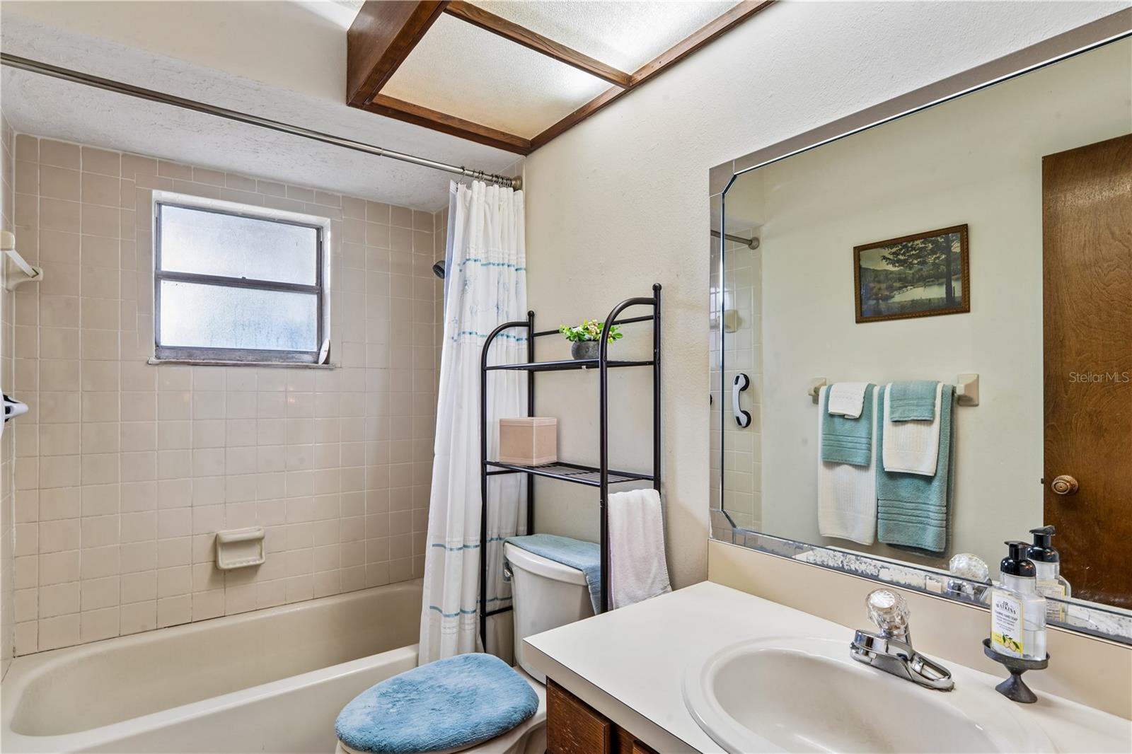 10739 DRUMMOND RD — photo 35