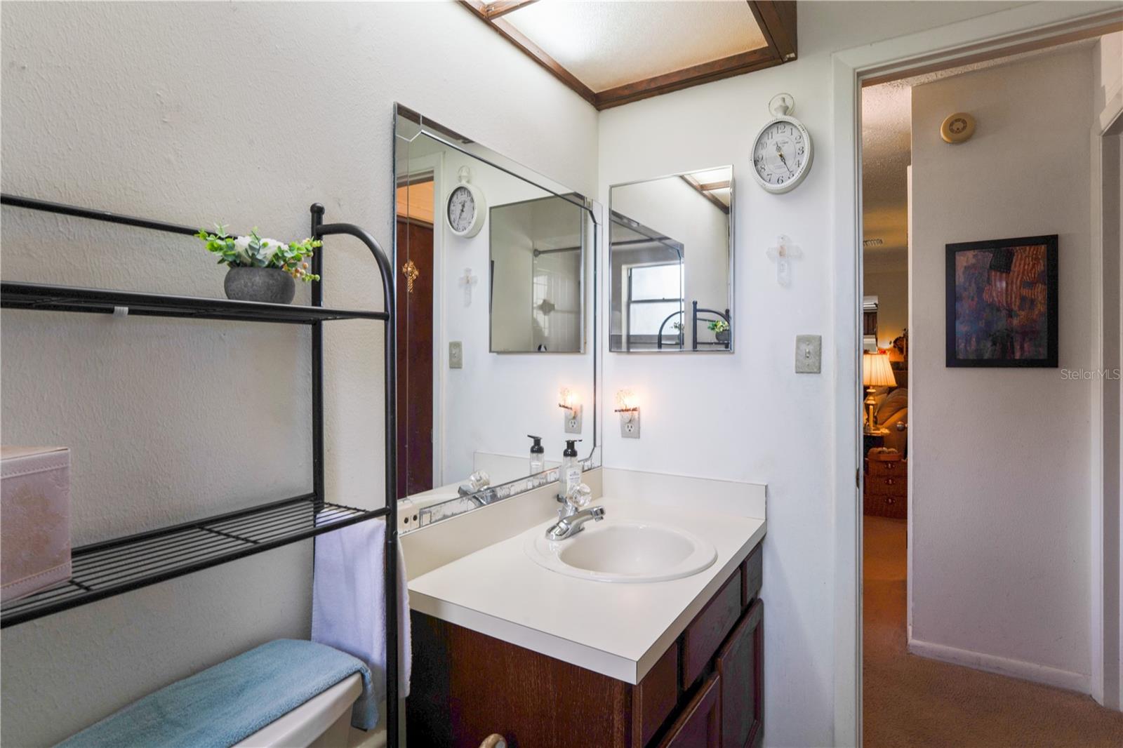 10739 DRUMMOND RD — photo 37