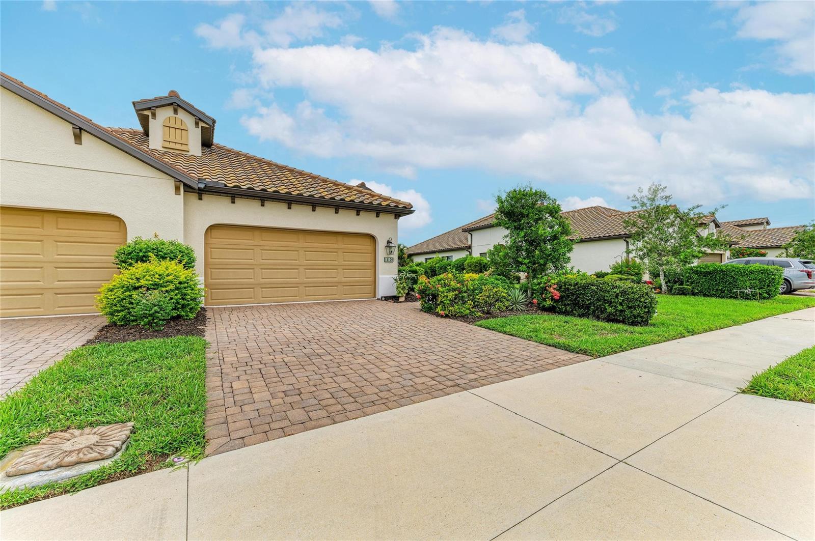 11125 MCDERMOTT CT — photo 2