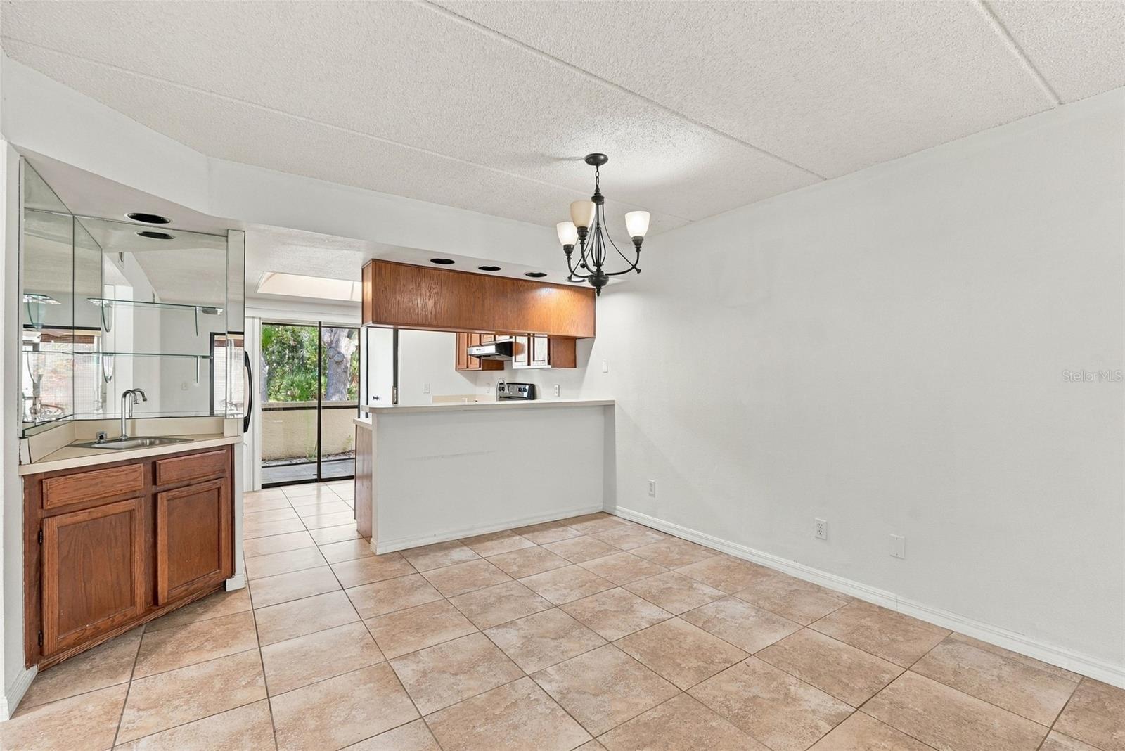 131 WOODLAKE WYNDE — photo 11