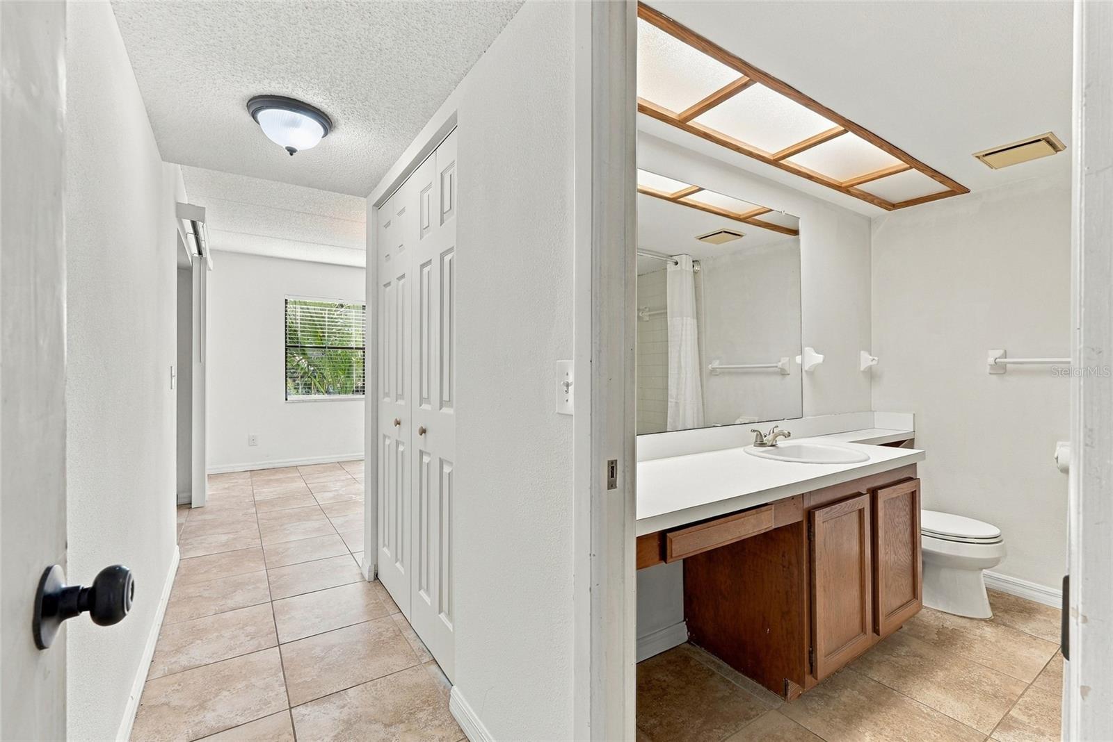 131 WOODLAKE WYNDE — photo 22