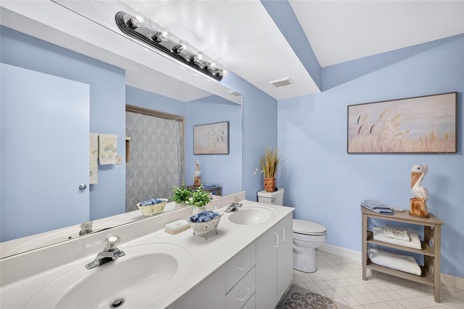 6021 BAHIA DEL MAR CIR #137 — photo 20