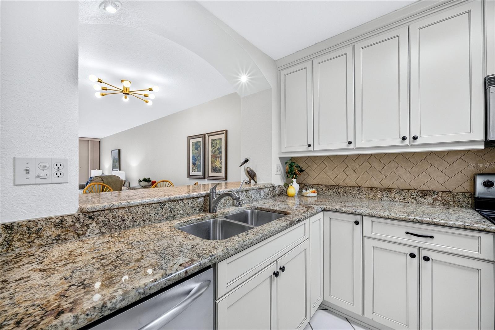 6021 BAHIA DEL MAR CIR #137 — photo 8