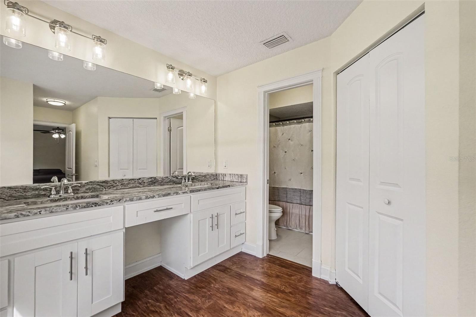 28103 DEEDRA DR — photo 19