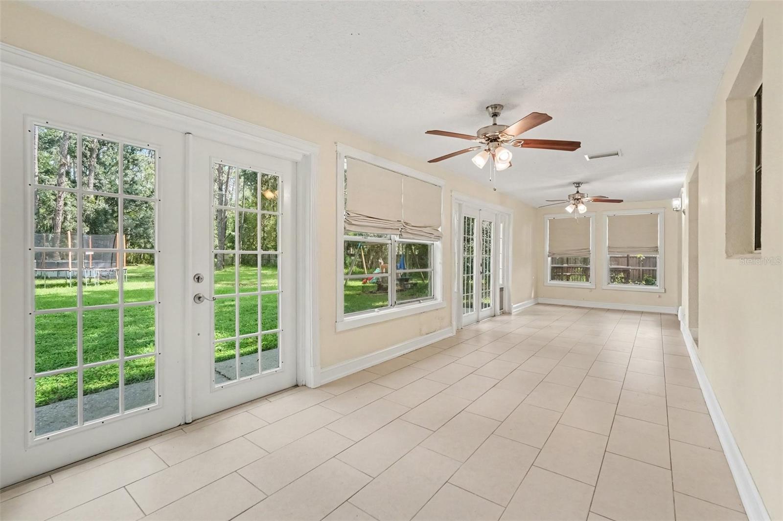 28103 DEEDRA DR — photo 23