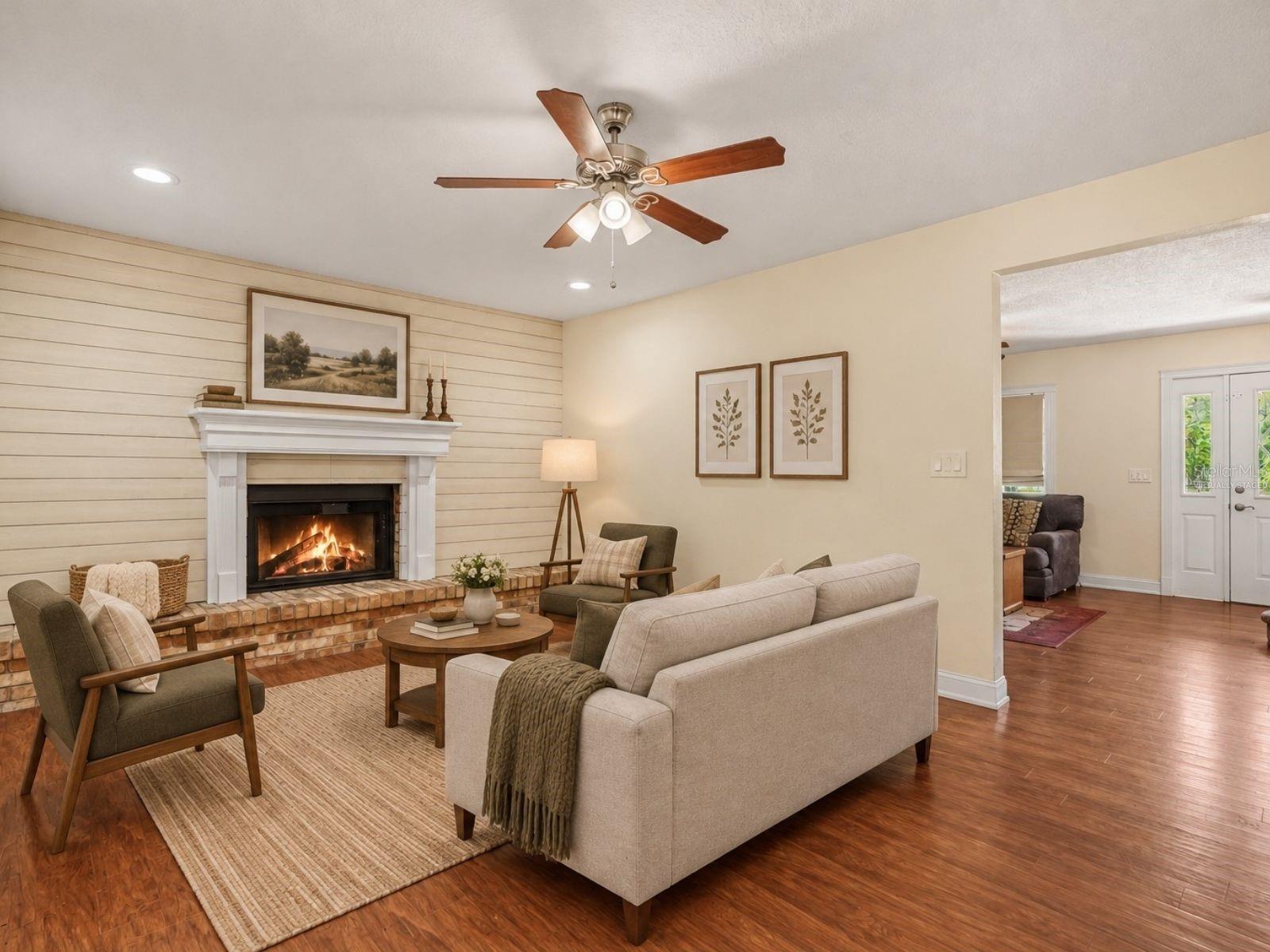 28103 DEEDRA DR — photo 10