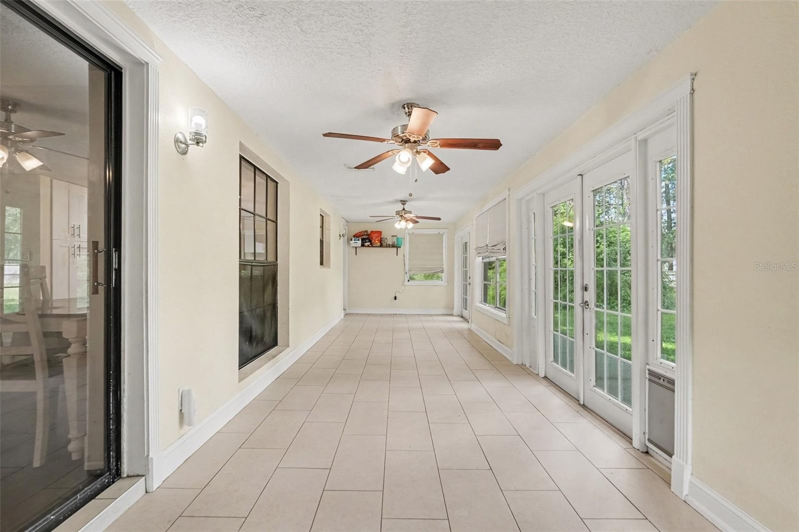 28103 DEEDRA DR — photo 24