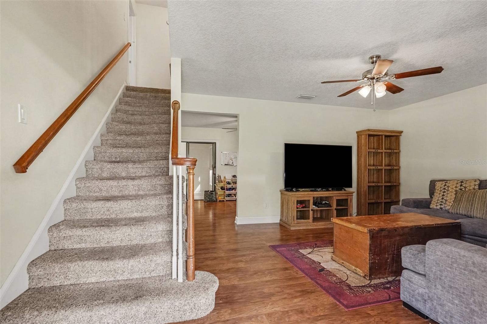 28103 DEEDRA DR — photo 15