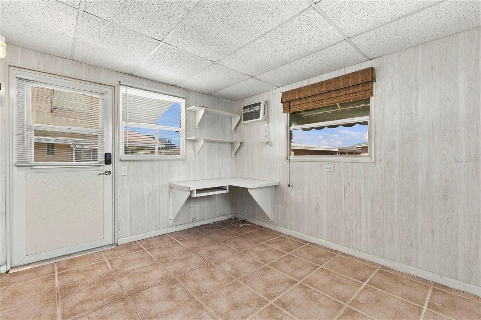 340 CANAL WAY — photo 18