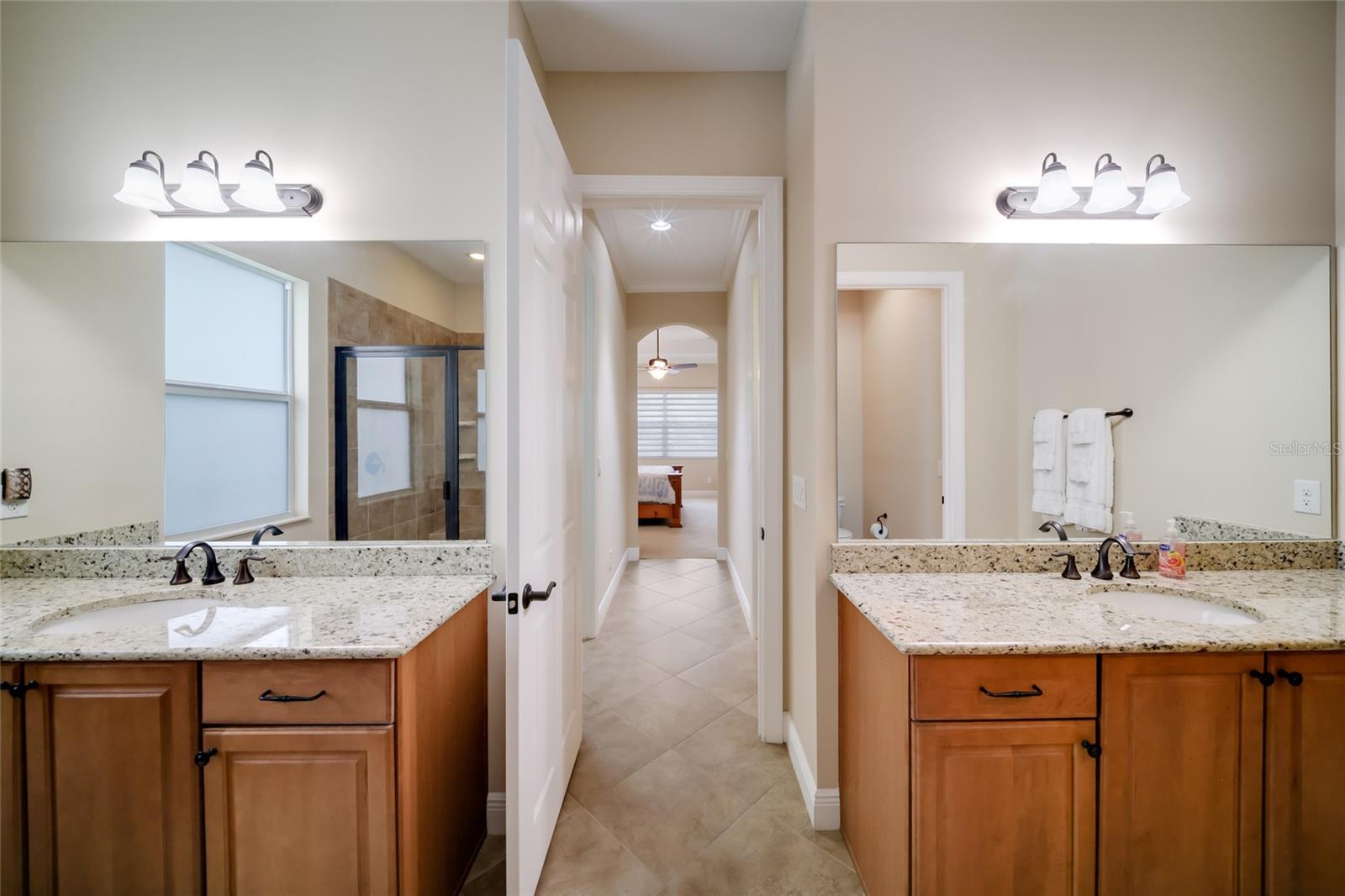 921 RIVERSCAPE ST — photo 17