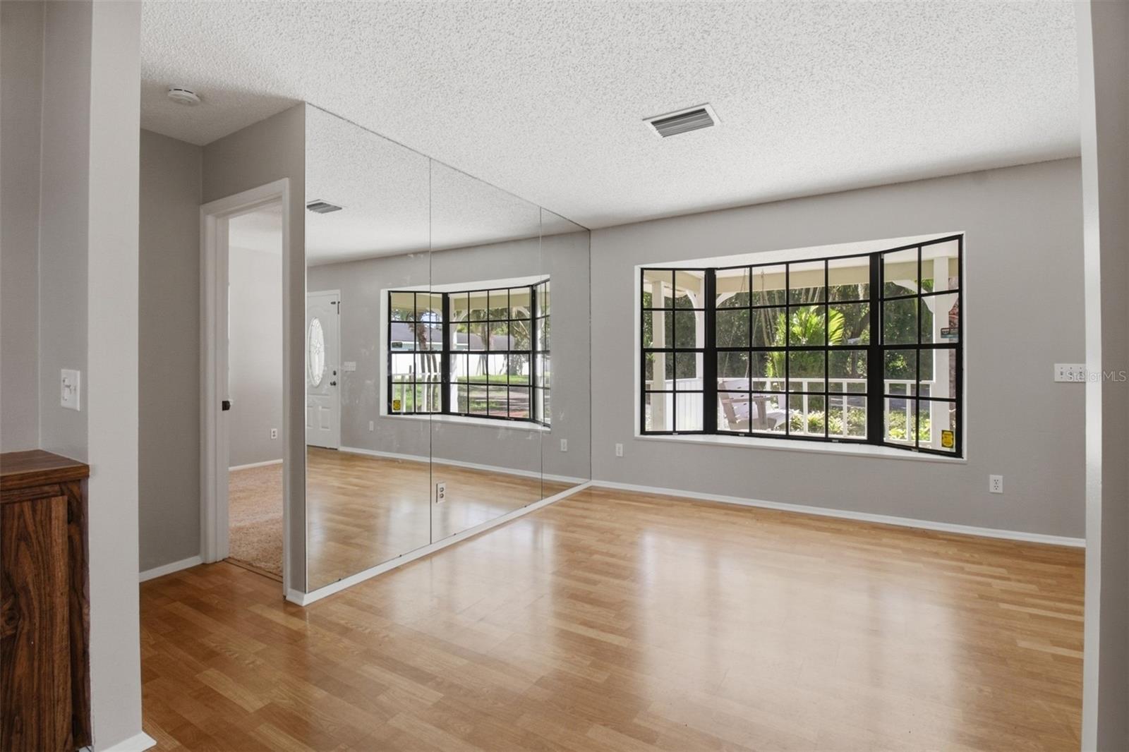703 CRYSTAL LAKE RD — photo 22