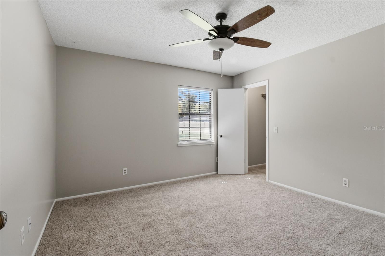 703 CRYSTAL LAKE RD — photo 25