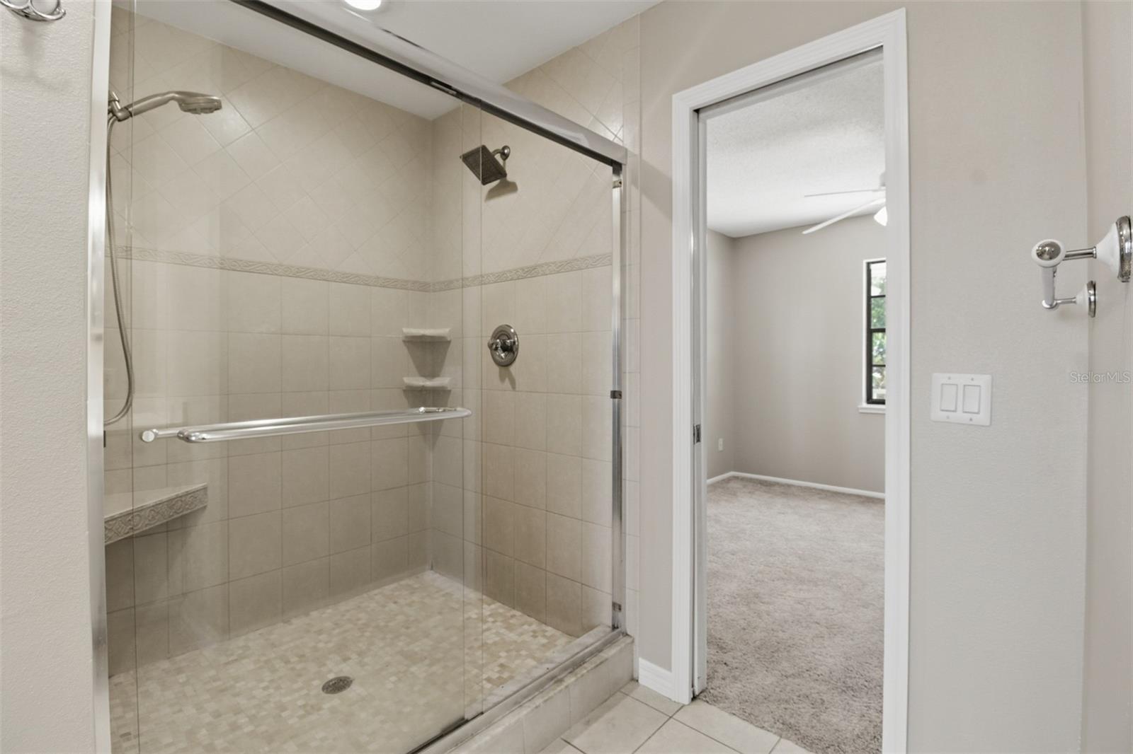 703 CRYSTAL LAKE RD — photo 17