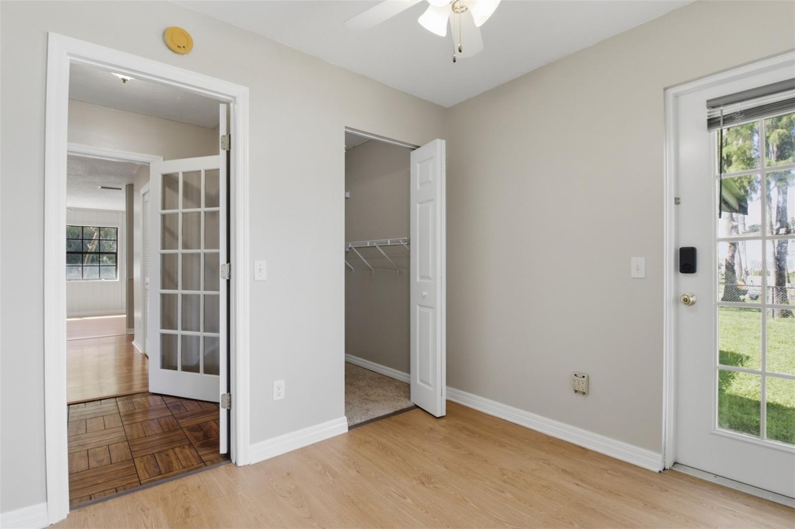 703 CRYSTAL LAKE RD — photo 27
