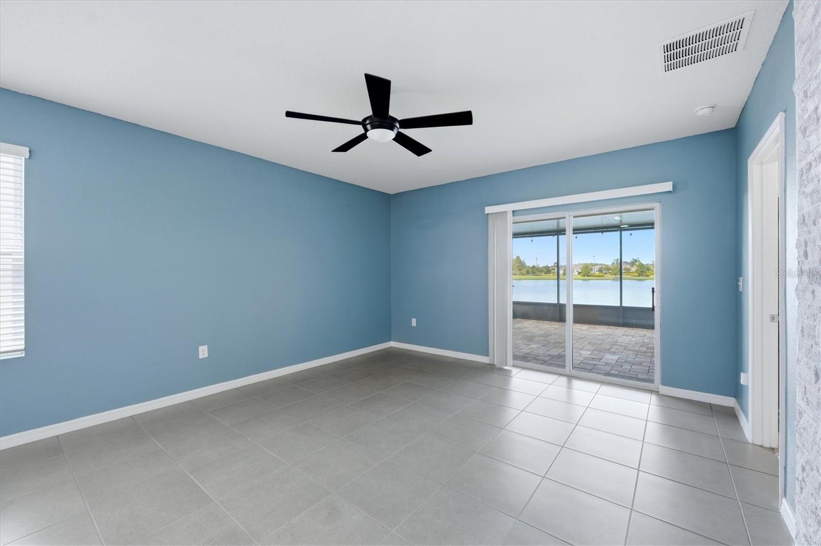 3119 SUNCOAST BLEND DR — photo 12