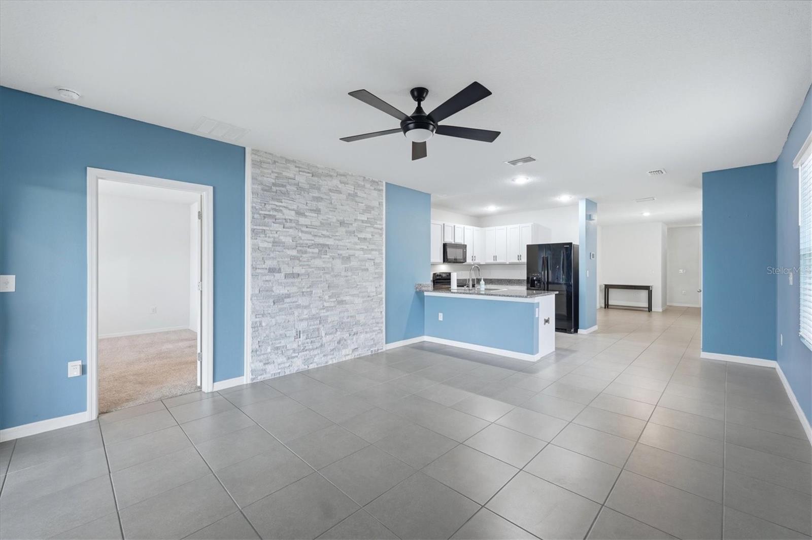 3119 SUNCOAST BLEND DR — photo 20