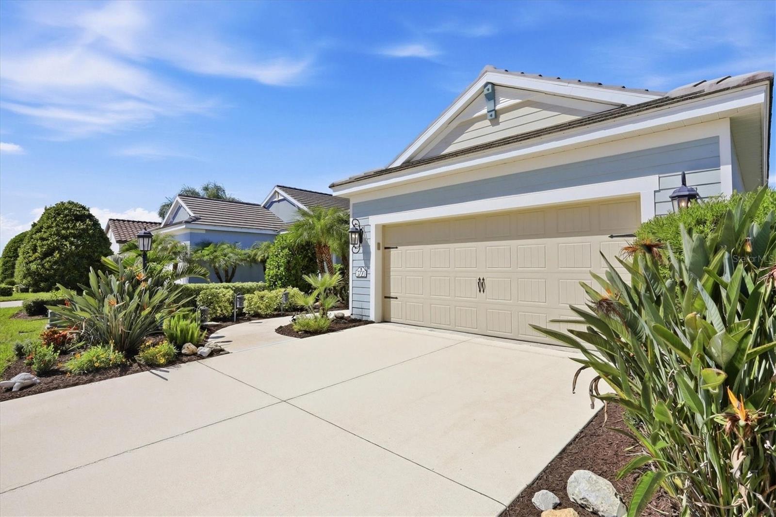 3720 AZURITE WAY — photo 8