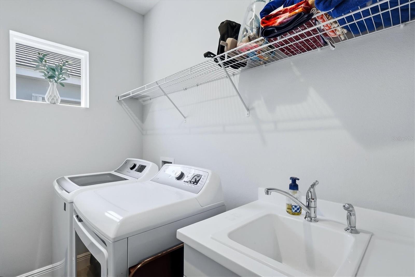 3720 AZURITE WAY — photo 41